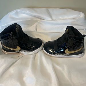 Toddler size 6c Jordan Legacy 312 Black Gold high tops